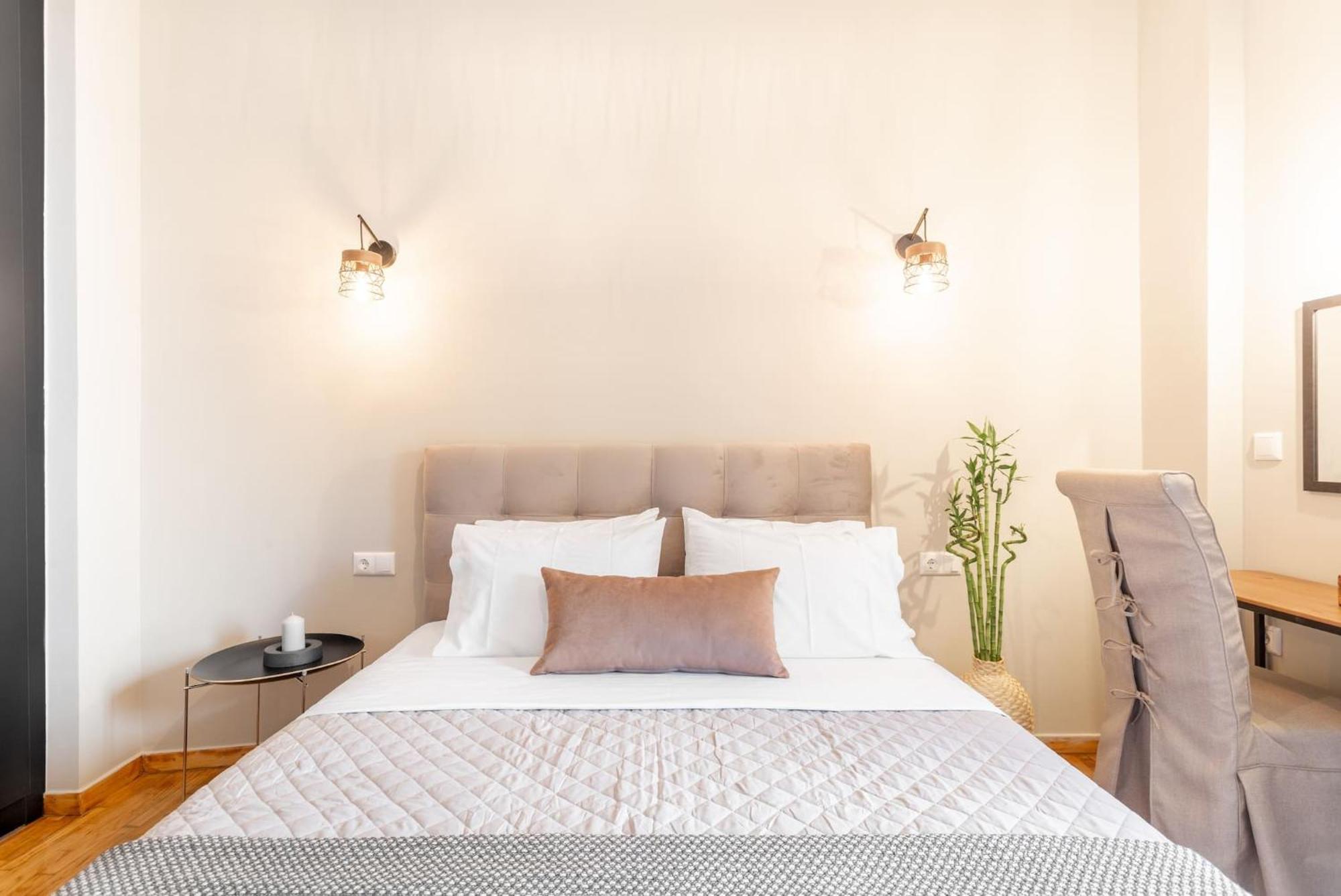Deluxe 3-Bdrm Urban-Industrial Apt At Acropolis Atenas Exterior foto